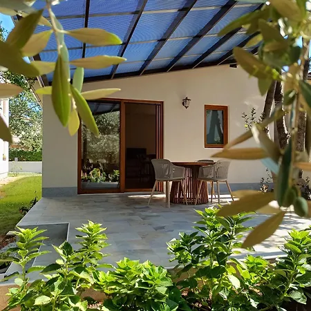 Veramare For 2 Holiday home Medulin