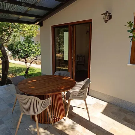 Holiday home Veramare For 2 Medulin